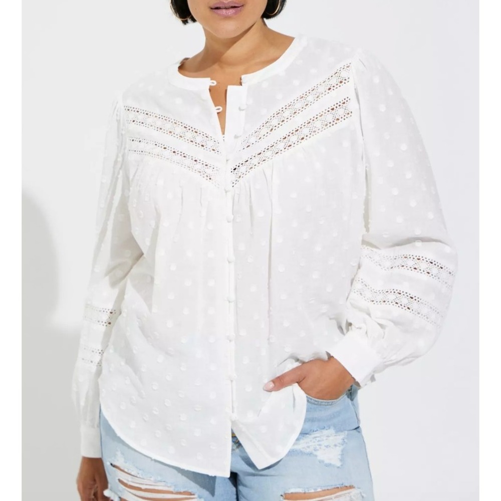 NWT Torrid Clip Floral Lace Trim Top Womens 4x Chiffon‎ Dot White Cloud Dancer